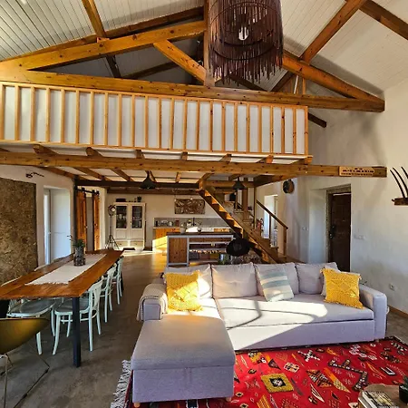 Hébergement de vacances Casa Com Piscina E Vista Montanha Alenquer