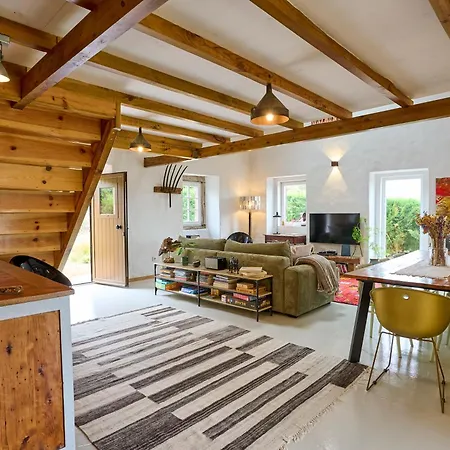 Casa Com Piscina E Vista Montanha Alenquer Nyaraló *